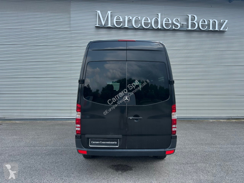 Furgoneta Mercedes II