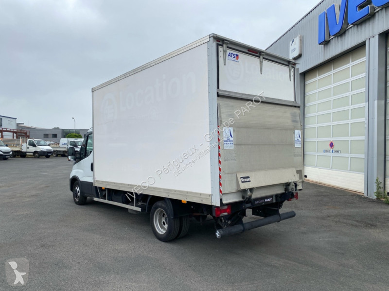 Veicolo commerciale Iveco 35C16 Empattement 4100