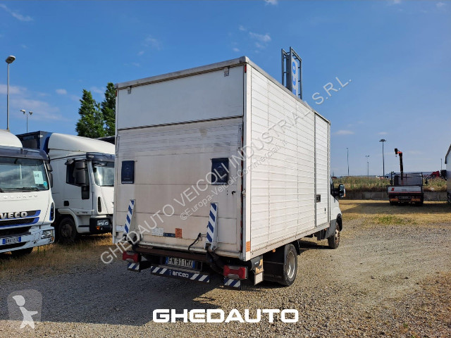 Veicolo commerciale Iveco Daily 35C14