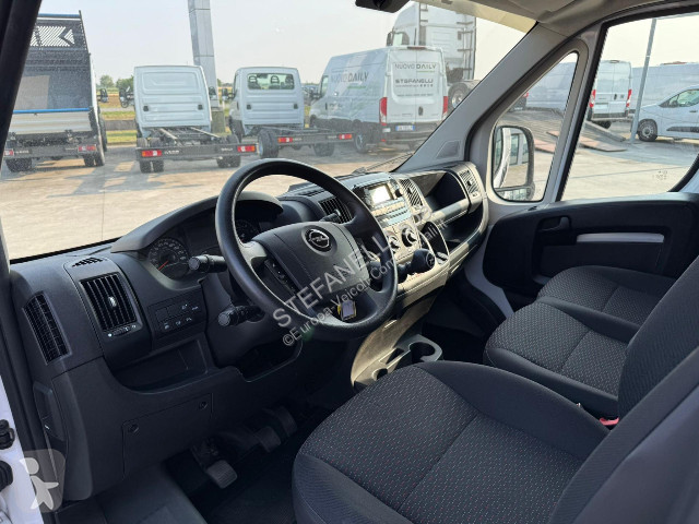 Autoutilitară Opel MOVANO 35 L2H2 140