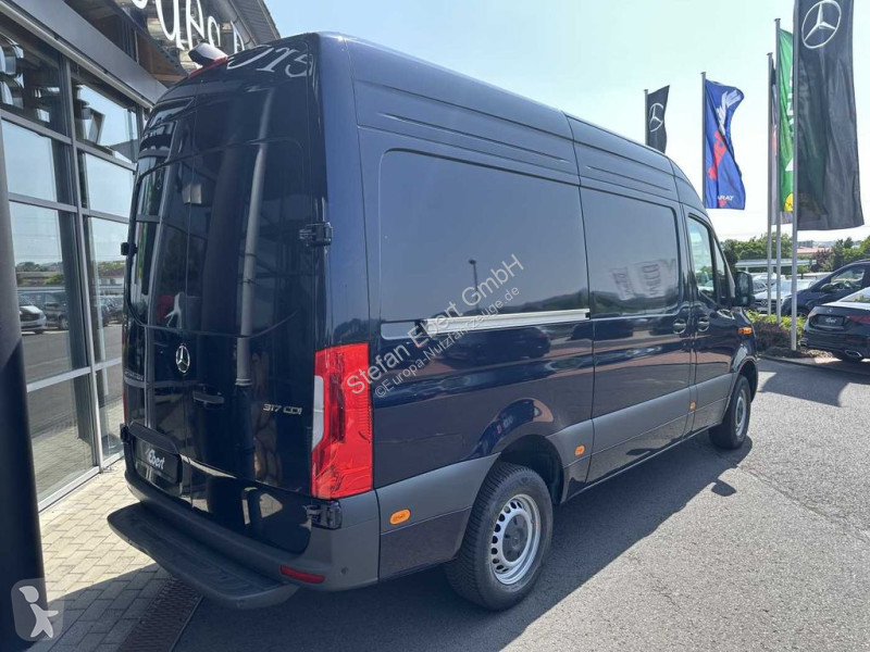 Užitkové vozidlo Mercedes 317 CDI 3665 9G Klima...