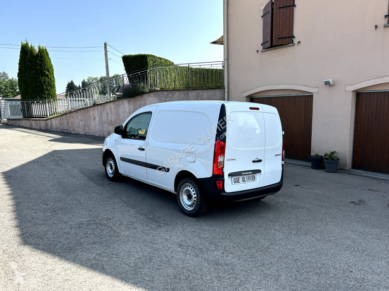 Véhicule utilitaire Mercedes Long 109 1.5 CDI...