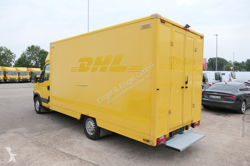 Véhicule utilitaire Iveco Daily 35 S11 C30C...