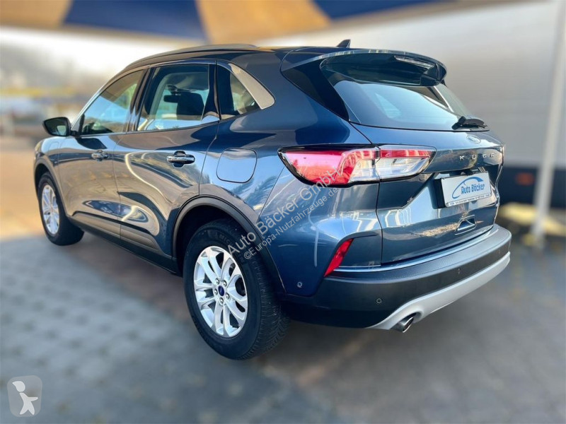 Užitkové vozidlo Ford PHEV Aut. Titanium...