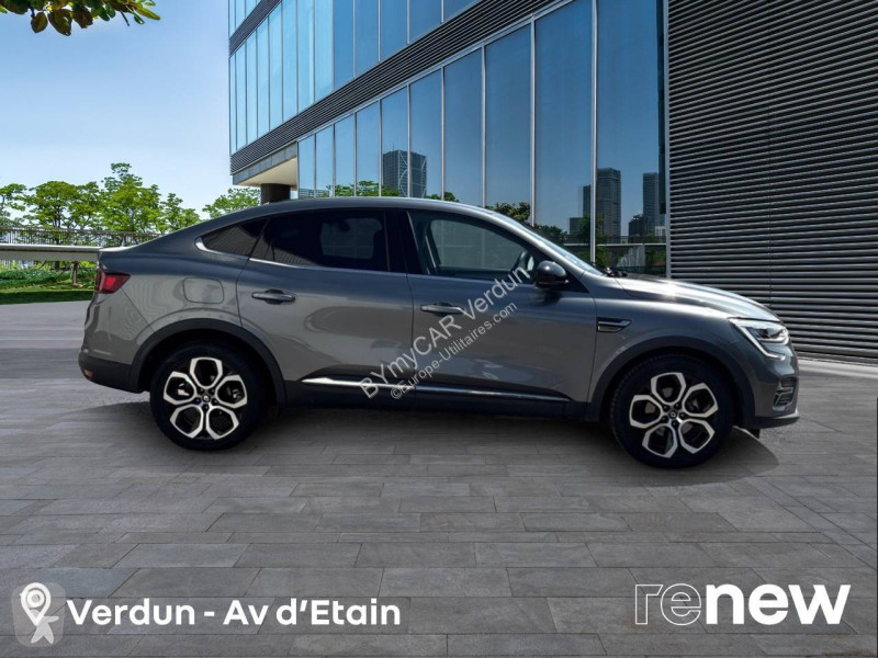 Autoutilitară Renault Arkana E-Tech 145 - 21B