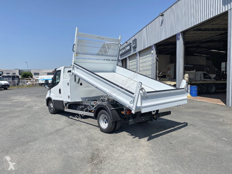 Veicolo commerciale Iveco 35C16H3.0 empattement...