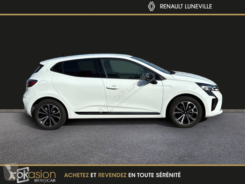 Véhicule utilitaire Renault Clio E-Tech full...