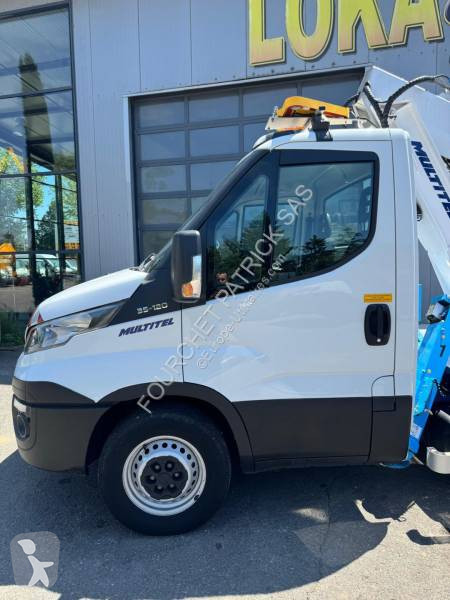 Véhicule utilitaire Iveco