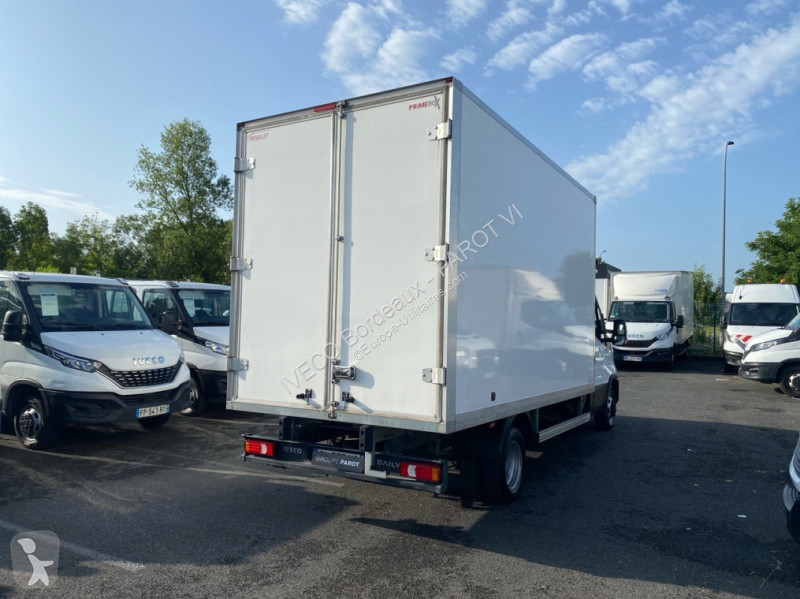 Furgoneta Iveco 35C16H3.0 empattement 4100