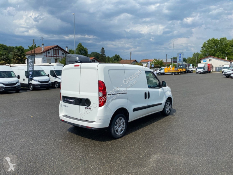 Véhicule utilitaire Fiat 1.6 Multijet 90ch...