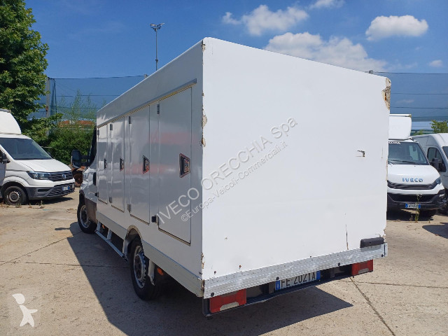 Furgoneta Iveco DAILY 35S13