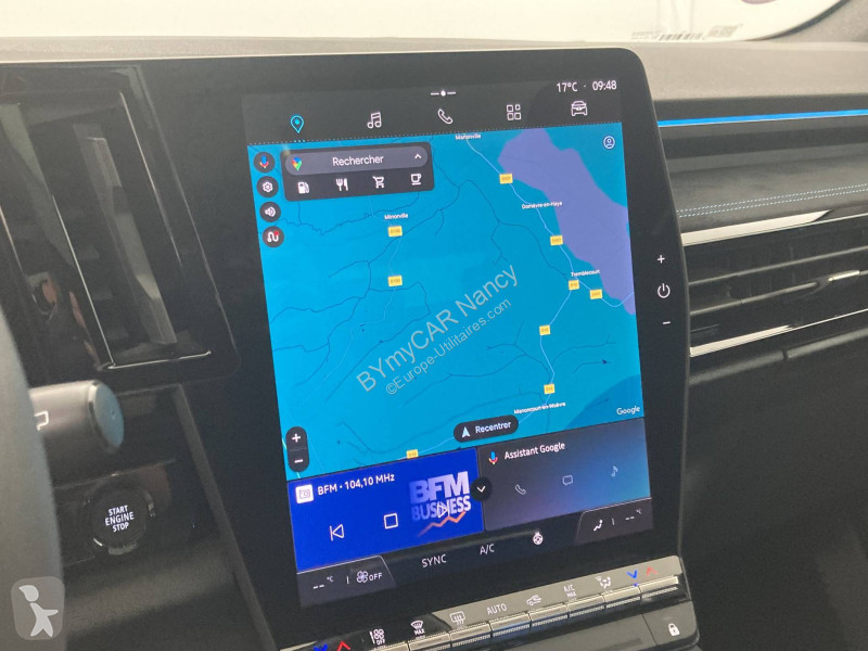 Veicolo commerciale Renault Austral E-Tech...