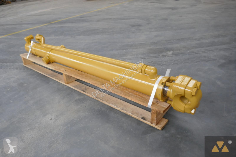 Autoutilitară Caterpillar 227-0843