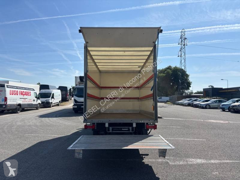 Furgoneta Iveco