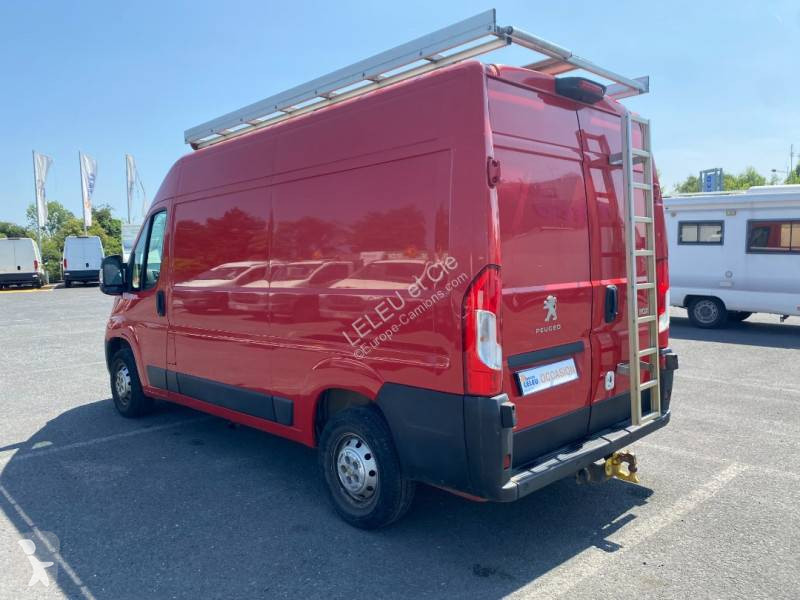 Véhicule utilitaire Peugeot
