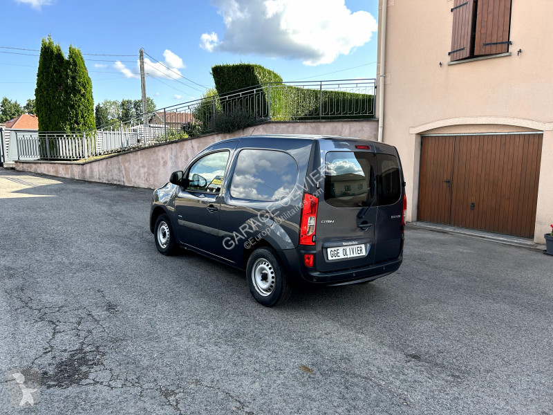Véhicule utilitaire Mercedes Compact 109 1.5...
