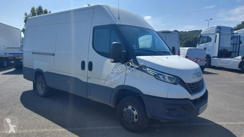 Veículo utilitário Iveco 35C21V