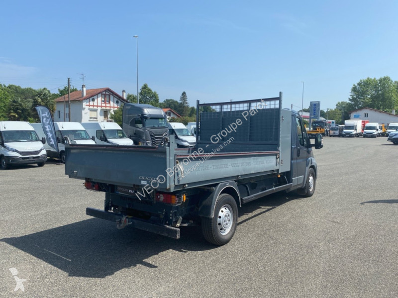 Véhicule utilitaire Fiat 3.5 L 2.3 Multijet...