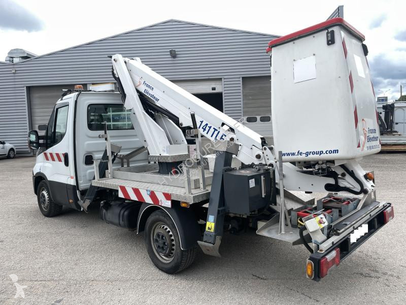 Furgoneta Iveco