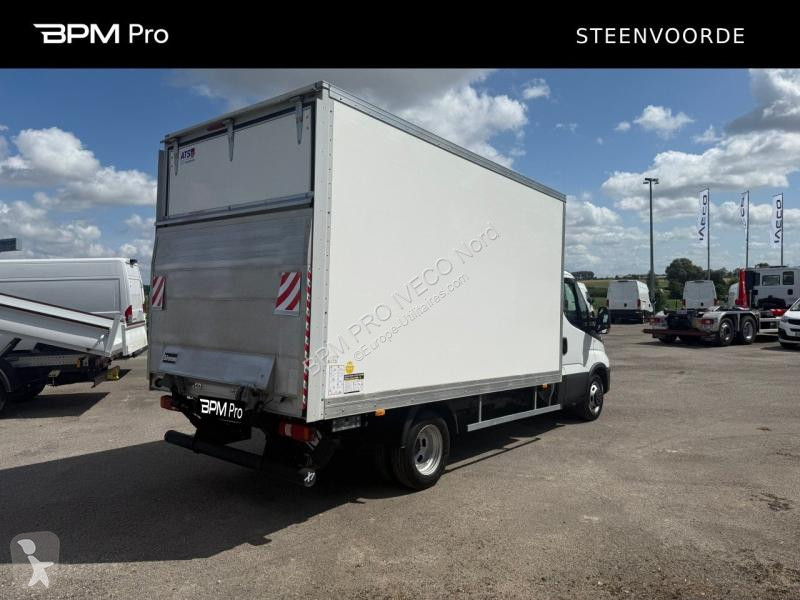 Veículo utilitário Iveco CCb 35C16H empattement...