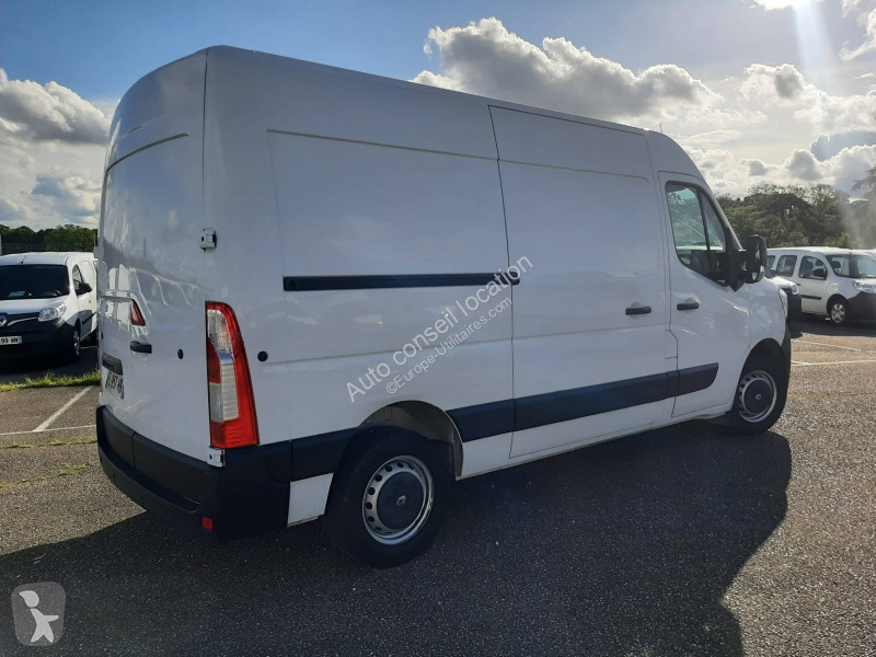Véhicule utilitaire Renault L2 H2 2.3 DCI 135...