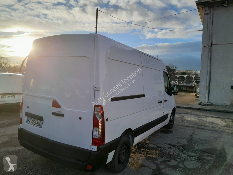 Véhicule utilitaire Renault L2 H2 2.3 DCI 110...