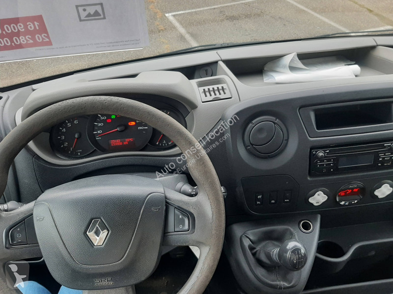 Autoutilitară Renault BENNE 2.3 DCI 135 R.J