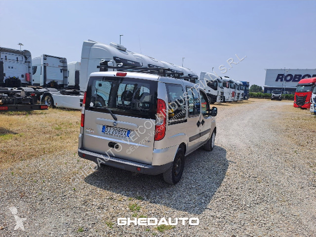 Furgoneta Fiat DOBLO