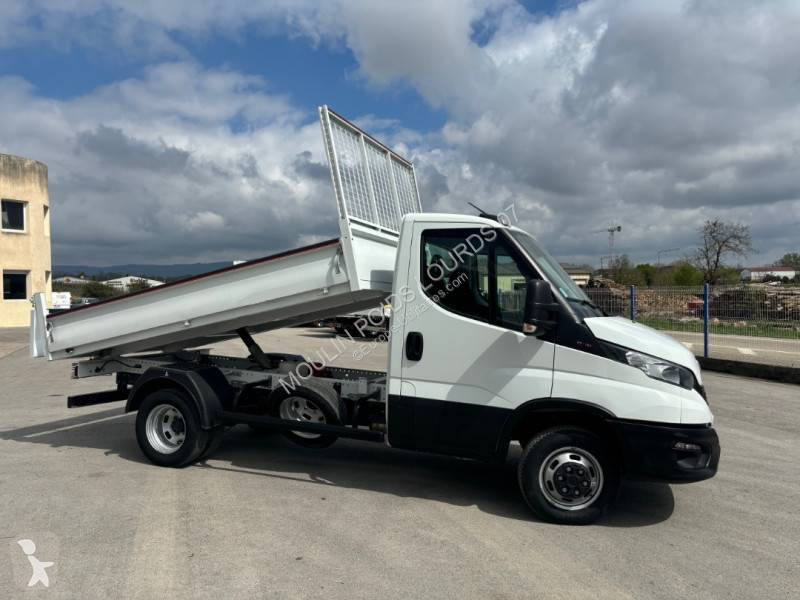 Véhicule utilitaire Iveco