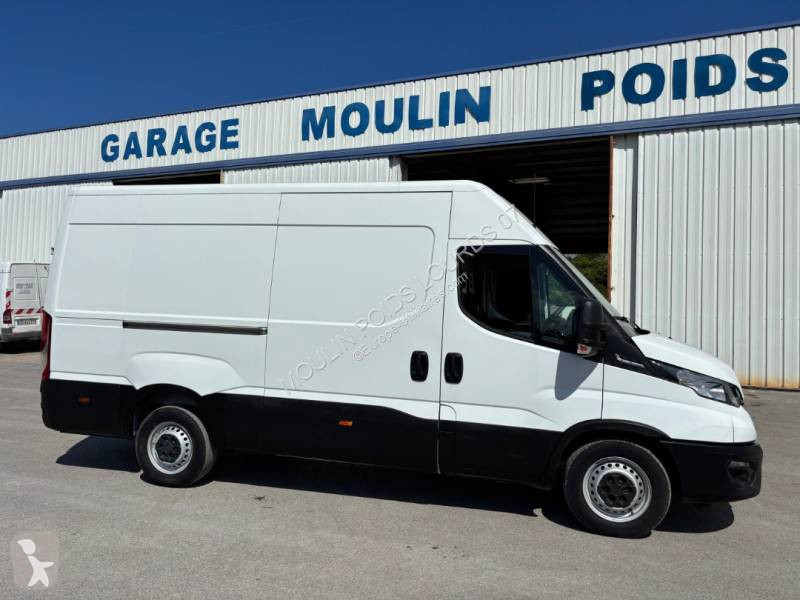 Furgoneta Iveco