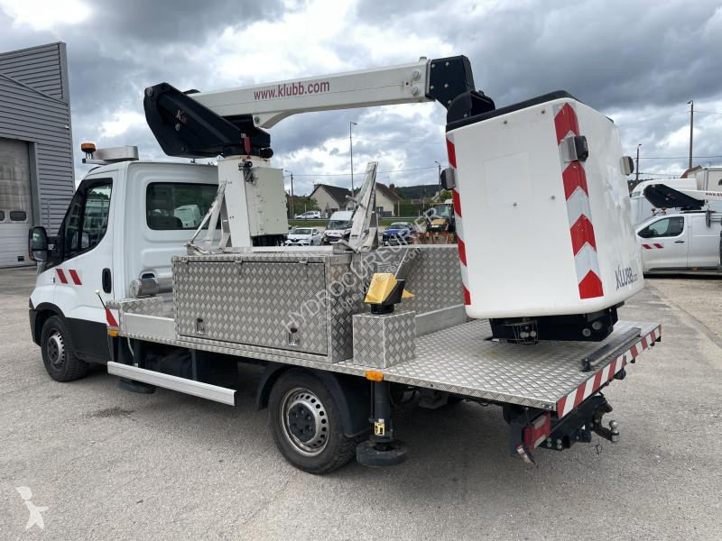 Furgoneta Iveco 35-140