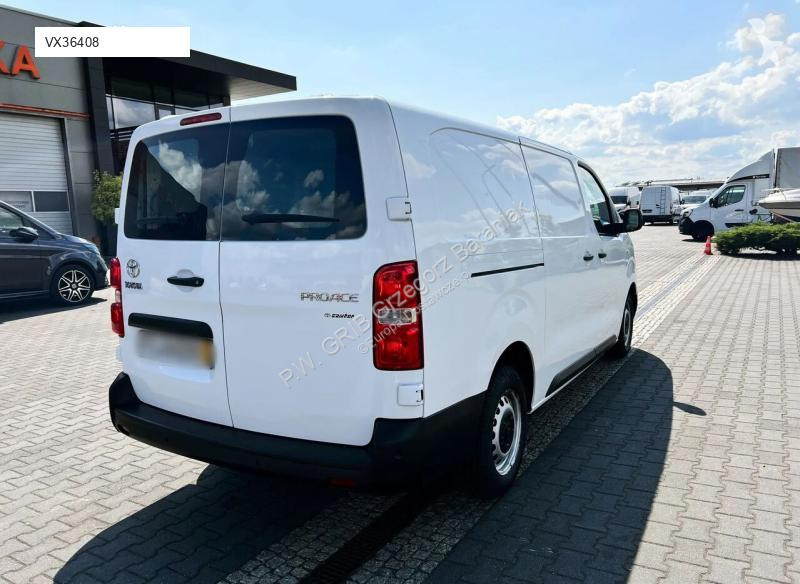 Véhicule utilitaire Toyota Proace Long Lang...
