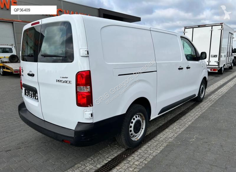 Véhicule utilitaire Toyota Proace Long Lang...
