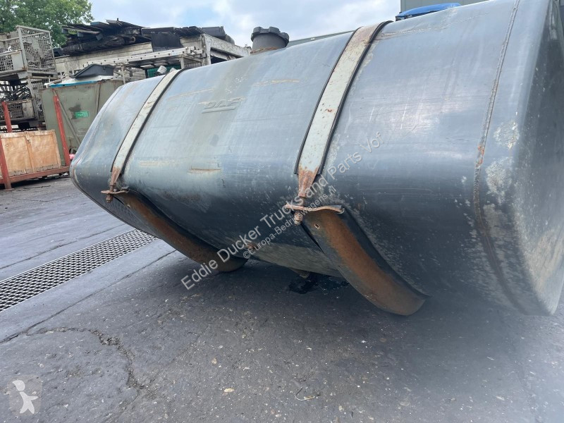 Véhicule utilitaire DAF STALEN BRANDSTOFTANK...