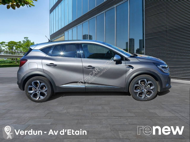 Veicolo commerciale Renault Captur E-Tech...