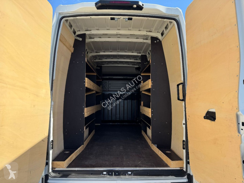 Veicolo commerciale Iveco DAILY 35S16 L3