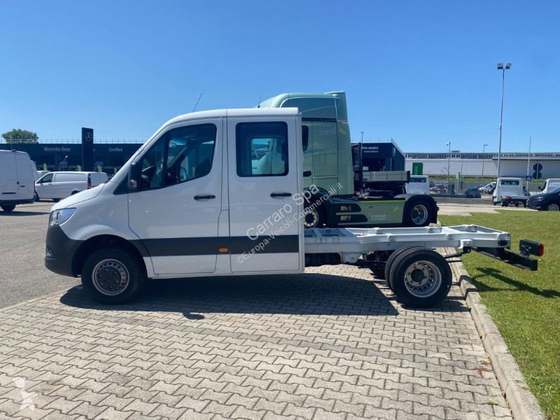 Veicolo commerciale Mercedes Doppia Cab