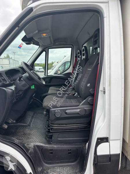 Véhicule utilitaire Iveco