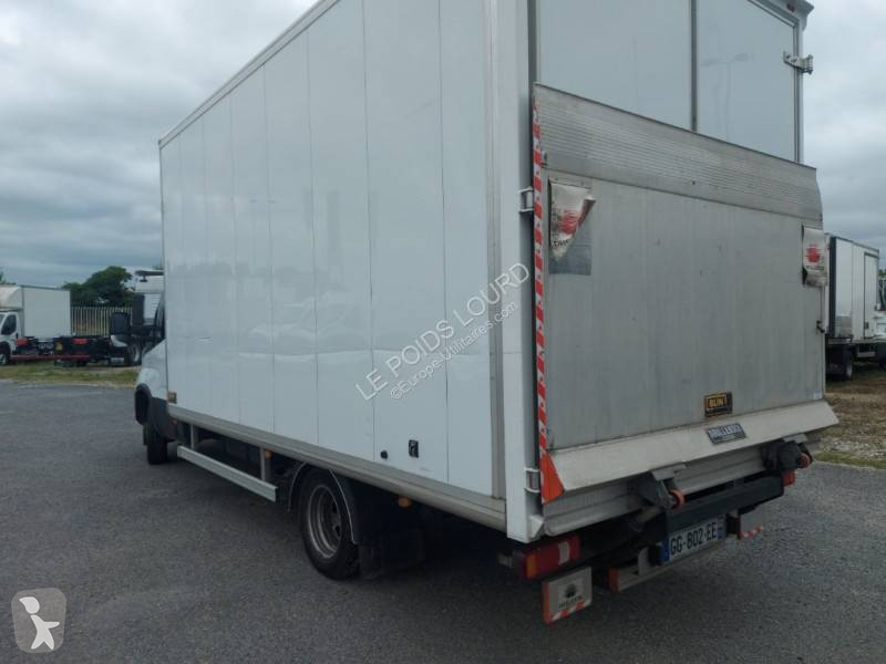 Véhicule utilitaire Iveco
