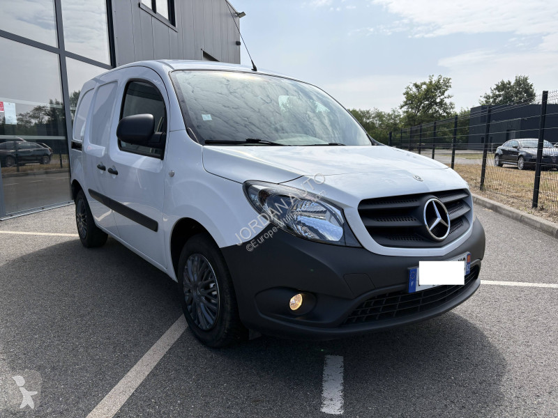 Užitkové vozidlo Mercedes 109 CDI Long 95ch BVM6
