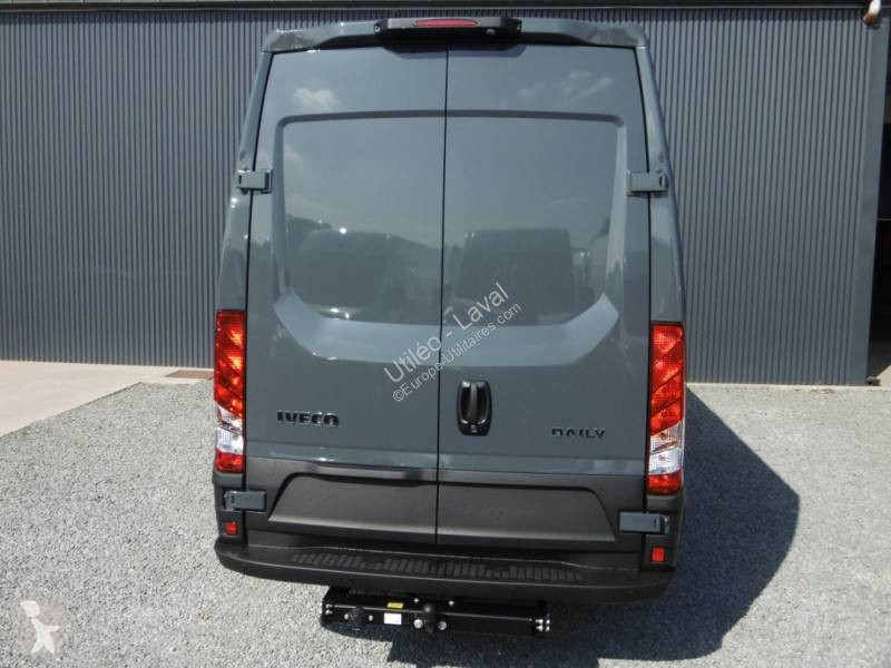 Furgoneta Iveco