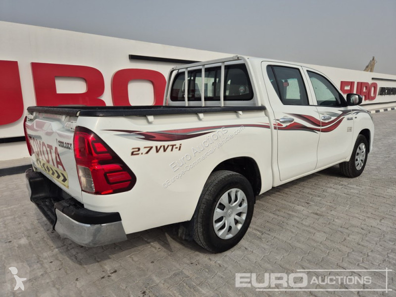 Véhicule utilitaire Toyota Hilux