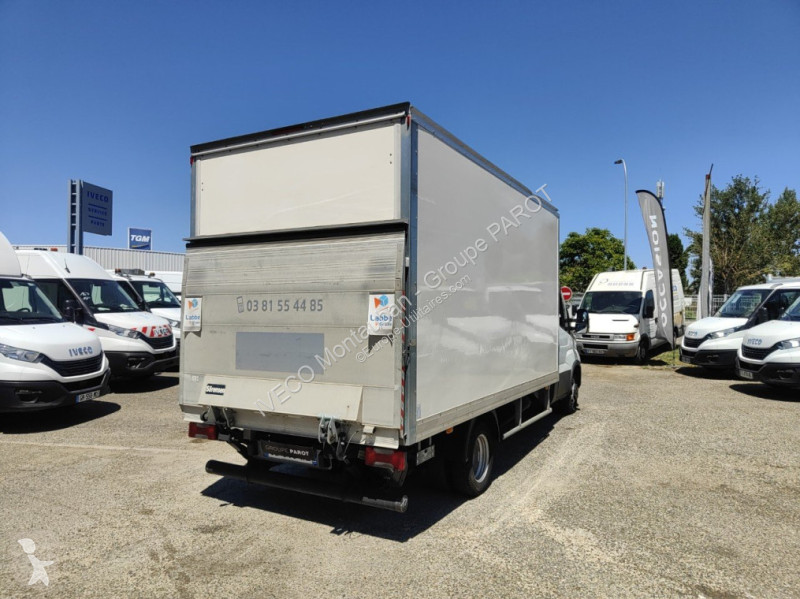Veicolo commerciale Iveco 35C16H3.0 Empattement...