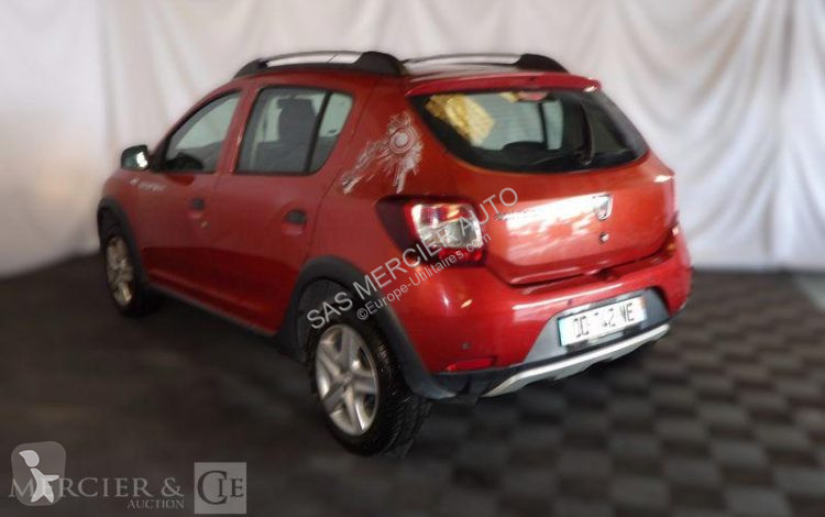 Véhicule utilitaire Dacia