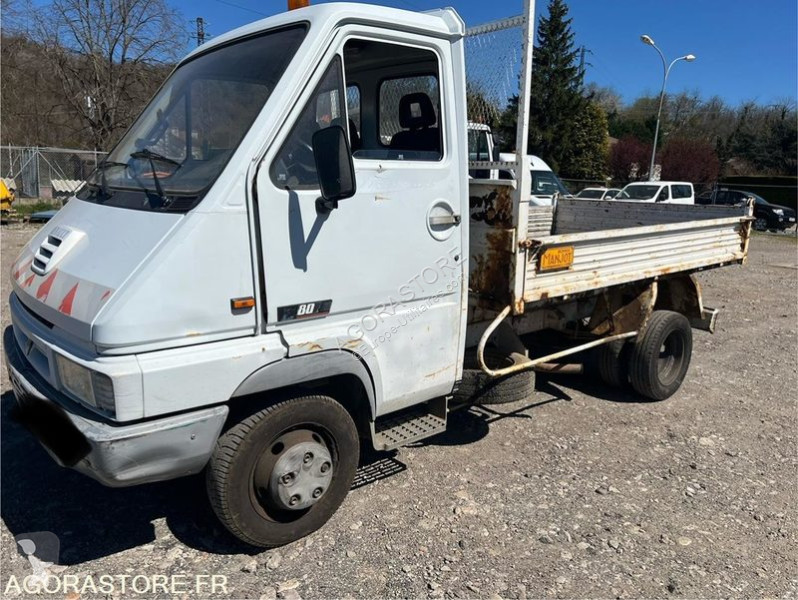 Furgoneta Renault B80