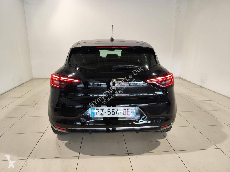 Veicolo commerciale Renault Clio E-Tech 140