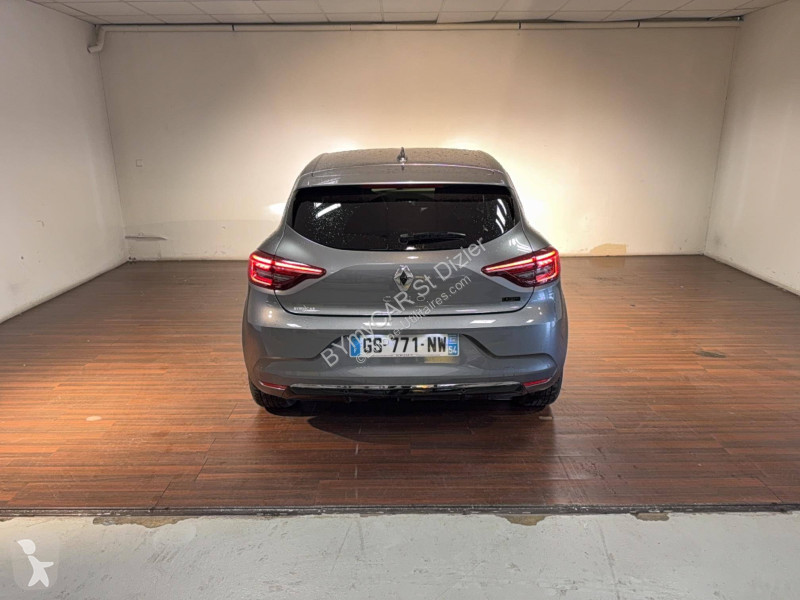 Užitkové vozidlo Renault Clio E-Tech full...