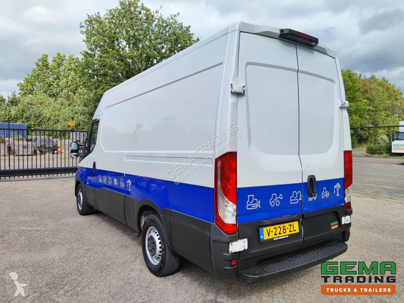 Veicolo commerciale Iveco 35S12 Euro6 Van L2 H2...