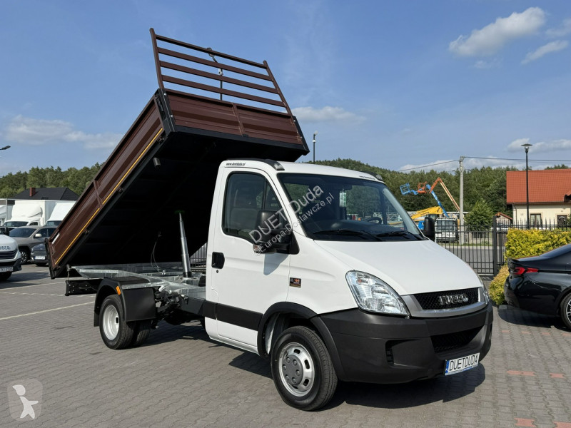 Autoutilitară Iveco 50C18 V