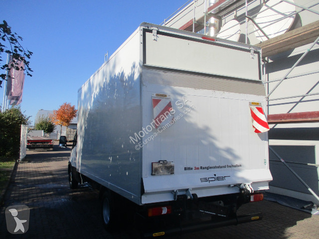 Véhicule utilitaire Iveco Daily 35C16H